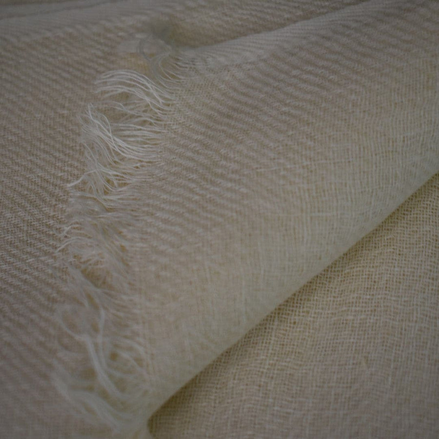 Esarfa-Sal tesuta manual din 100% IN (Linen 100% ) -Ivory Alb -> Cod: IN19 - esarfa din Linen (in)